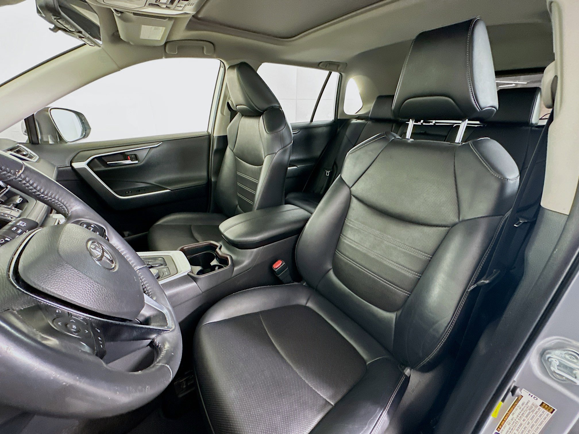 Used 2019 Toyota RAV4 Limited w/ Cold Weather Package image 13