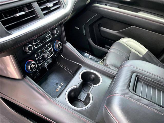 Used 2023 Chevrolet Suburban RST w/ Luxury Package RWD image 15