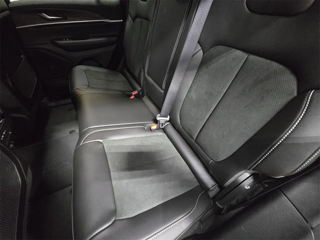 New 2026 Jeep Grand Cherokee Laredo image 15