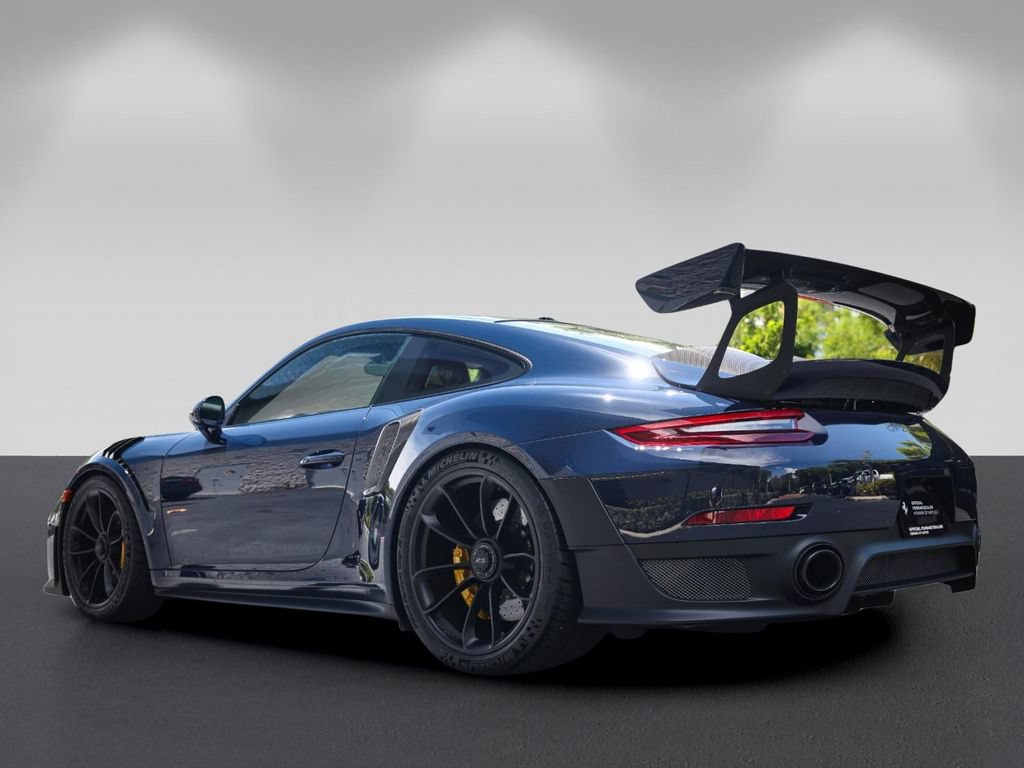 Used 2018 Porsche 911 GT2 RS RWD image 5