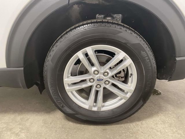 Used 2022 Ford Explorer XLT image 7