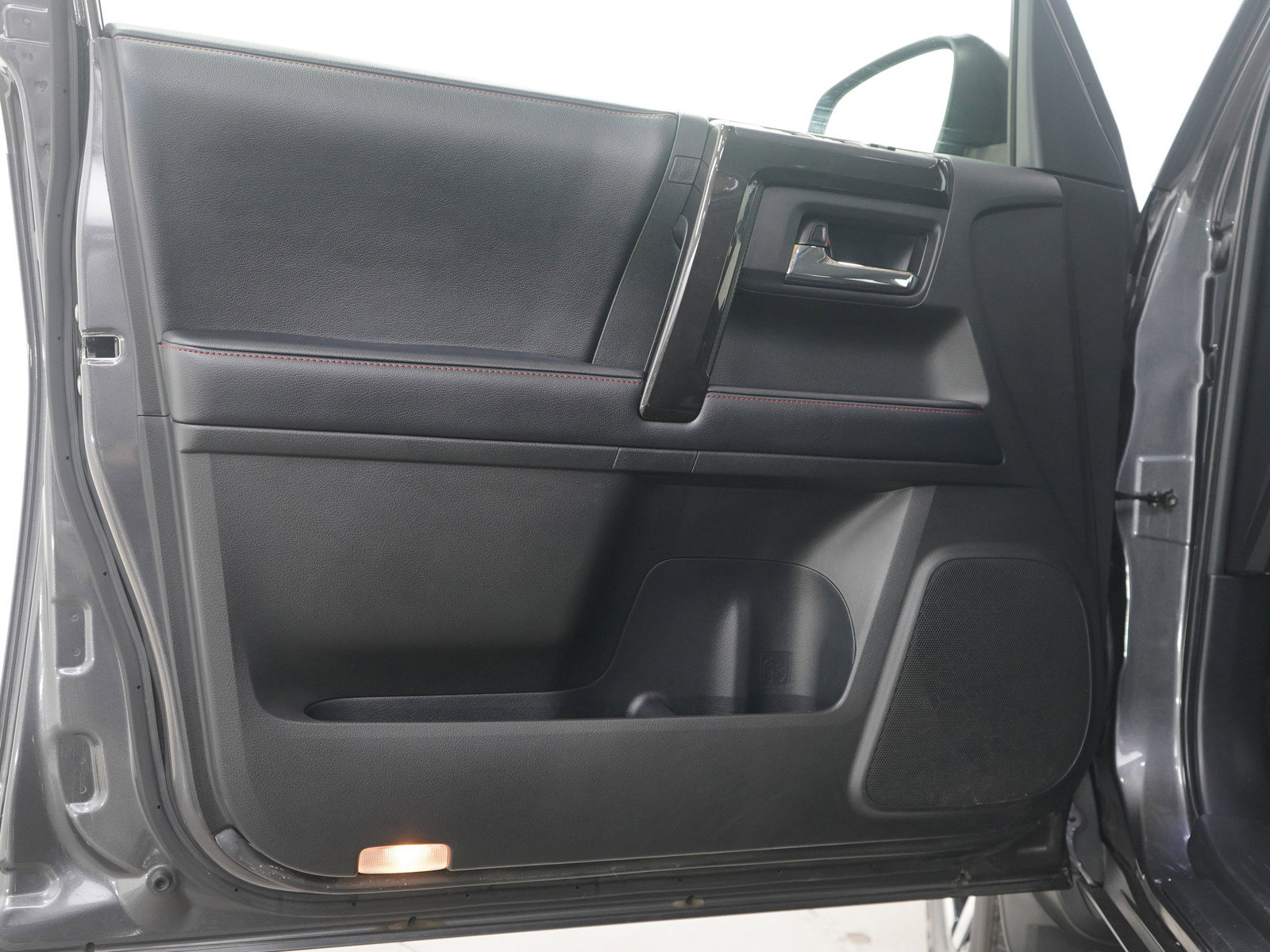 Used 2018 Toyota 4Runner TRD Off-Road Premium image 20