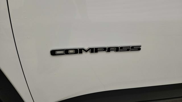 Used 2024 Jeep Compass Limited AWD/4WD image 13