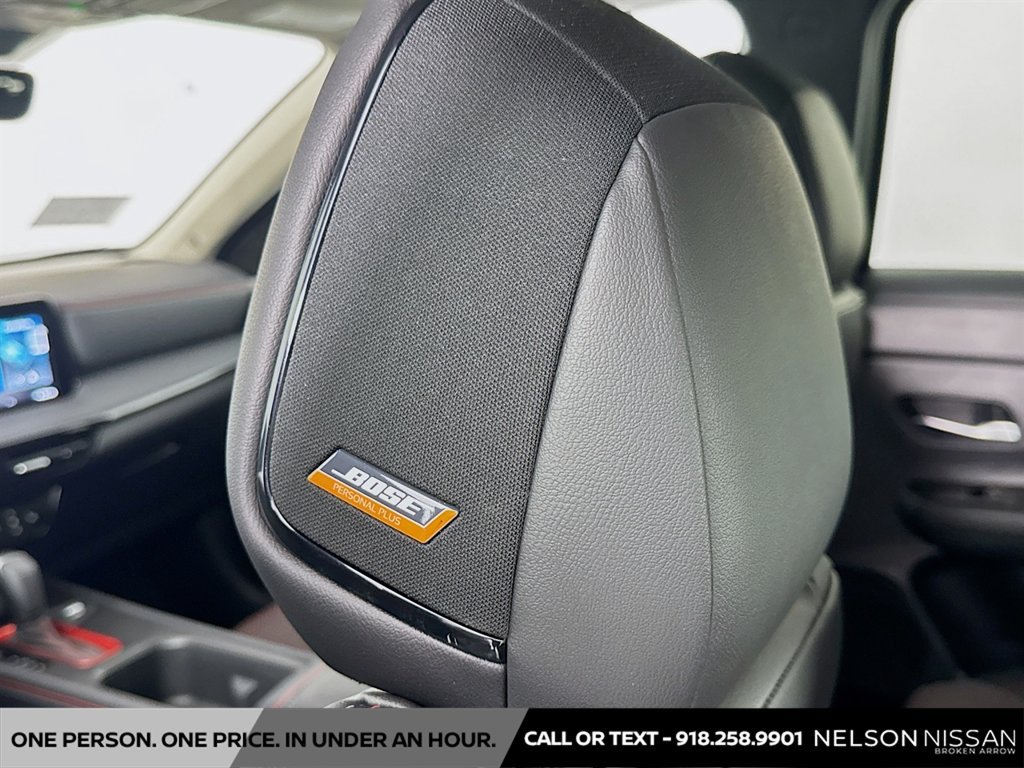 New 2026 Nissan Kicks SR w/ SR Premium Package FWD image 25