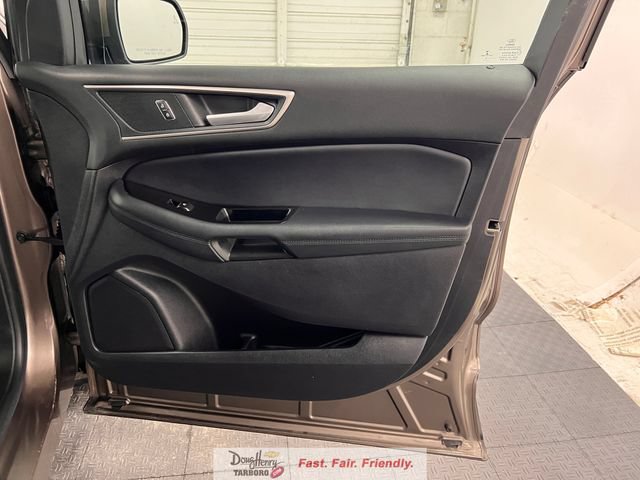 Used 2019 Ford Edge SEL w/ Equipment Group 201A FWD image 42