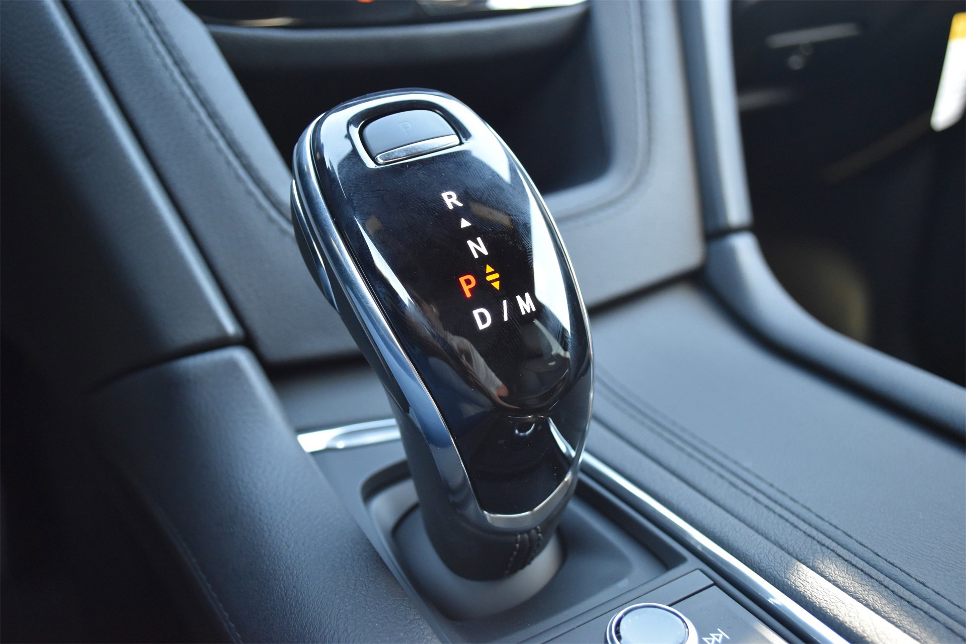 New 2025 Cadillac XT5 Premium Luxury image 13