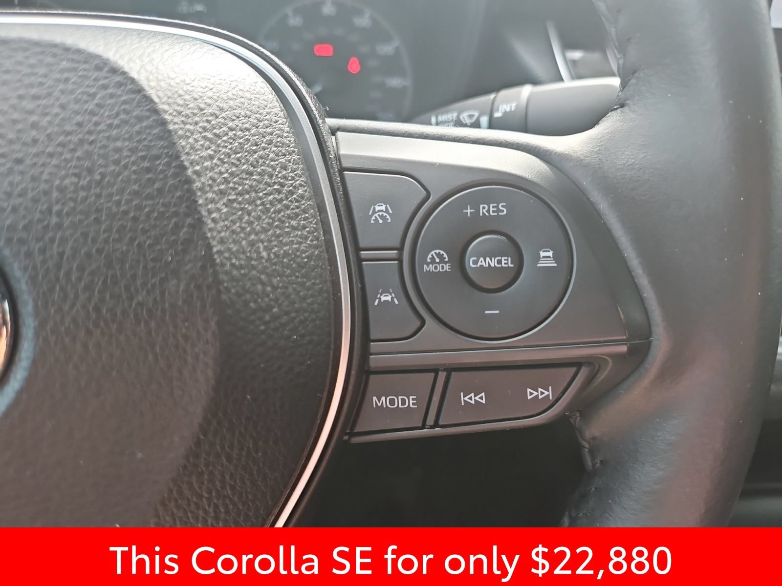 Used 2023 Toyota Corolla SE FWD image 29