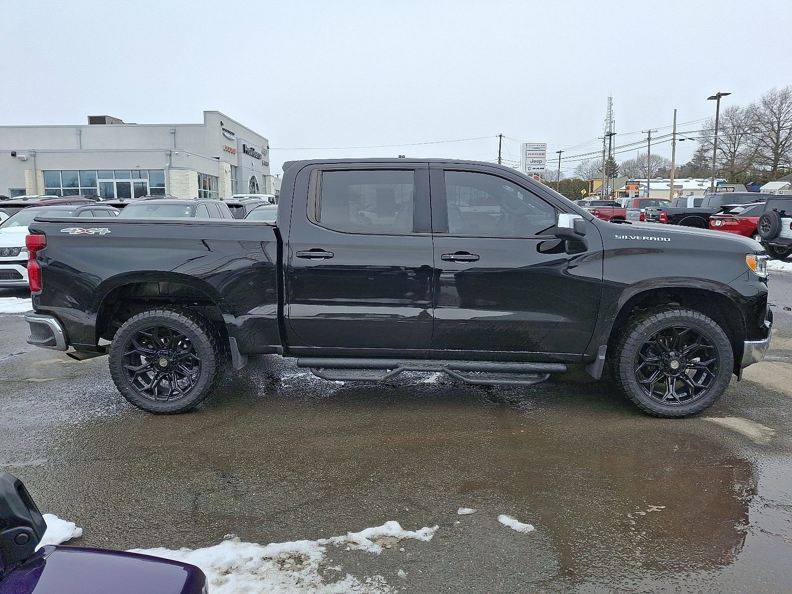 Used 2022 Chevrolet Silverado 1500 LT image 8