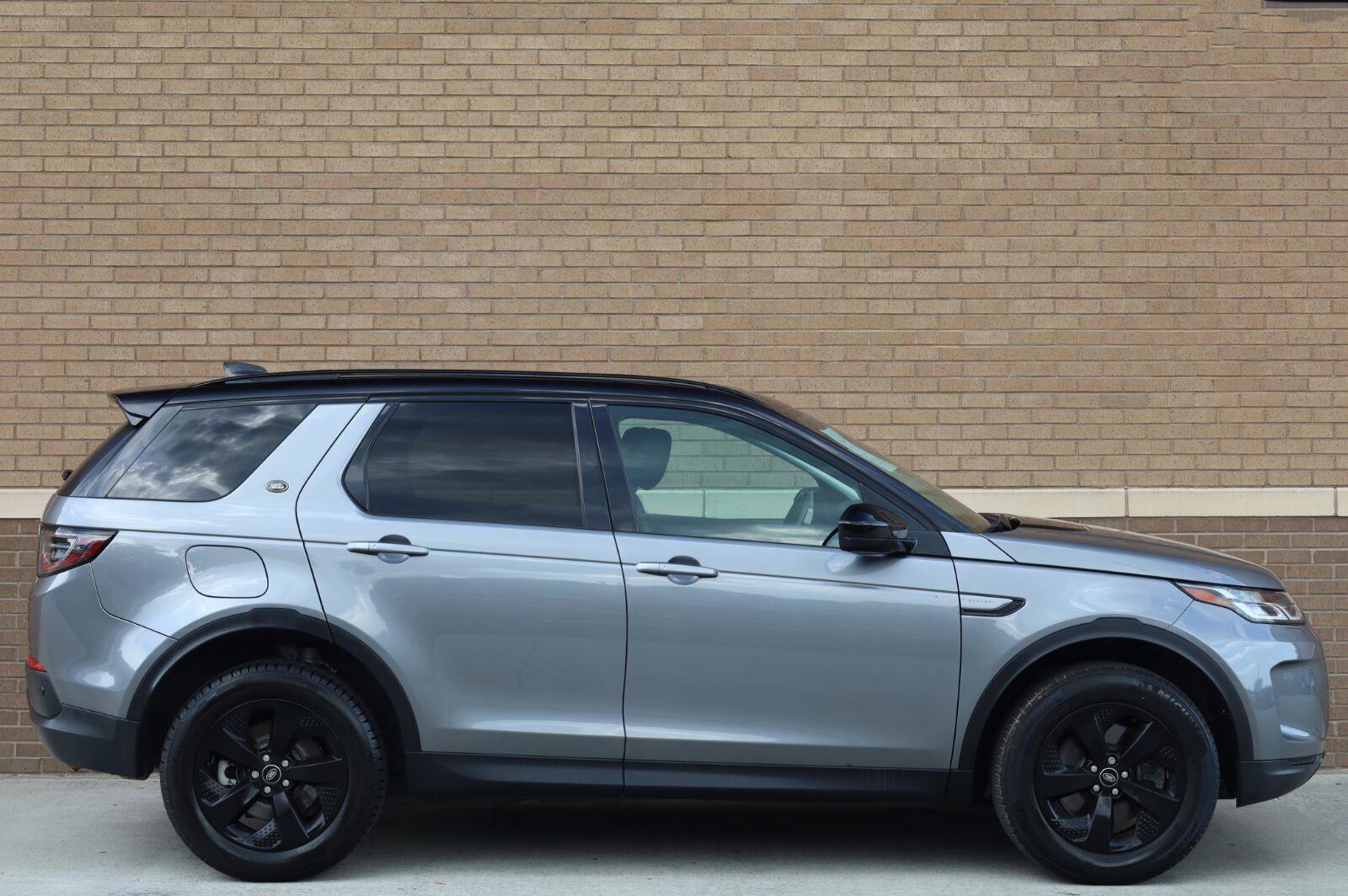 Used 2023 Land Rover Discovery Sport S AWD/4WD image 2
