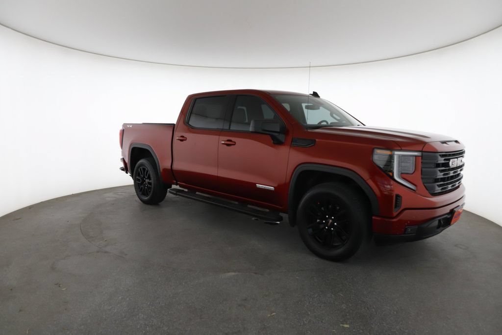Used 2024 GMC Sierra 1500 Elevation AWD/4WD image 2