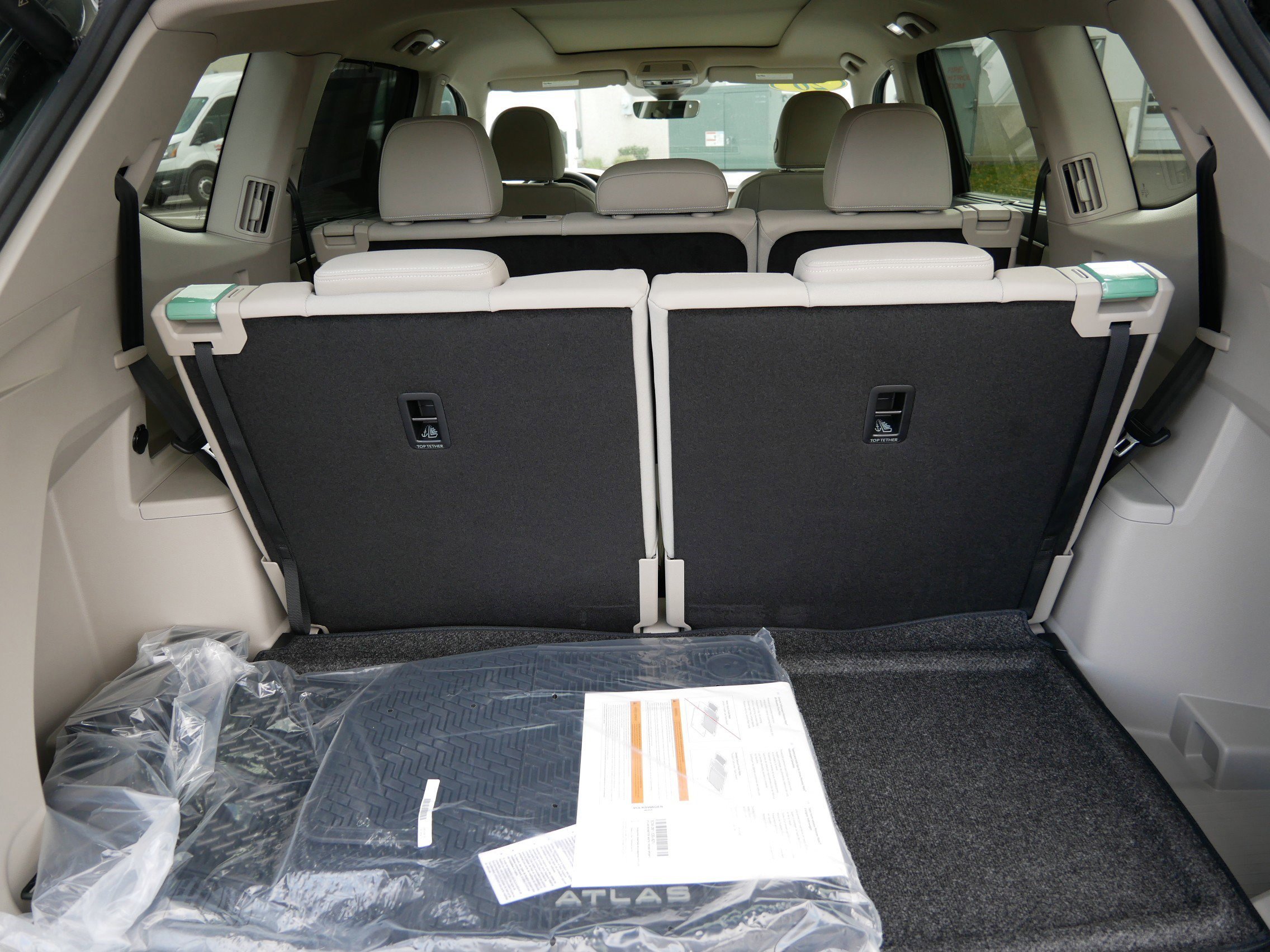 New 2026 Volkswagen Atlas Cross Sport SEL Premium R-Line image 6