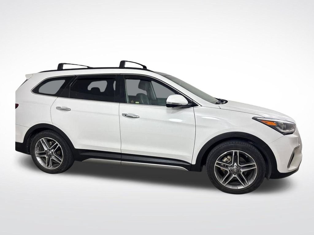 Used 2019 Hyundai Santa Fe XL FWD image 2