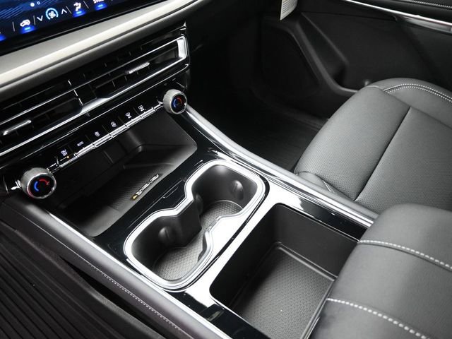 New 2026 Chevrolet Traverse LT w/ Driver Confidence Package image 35