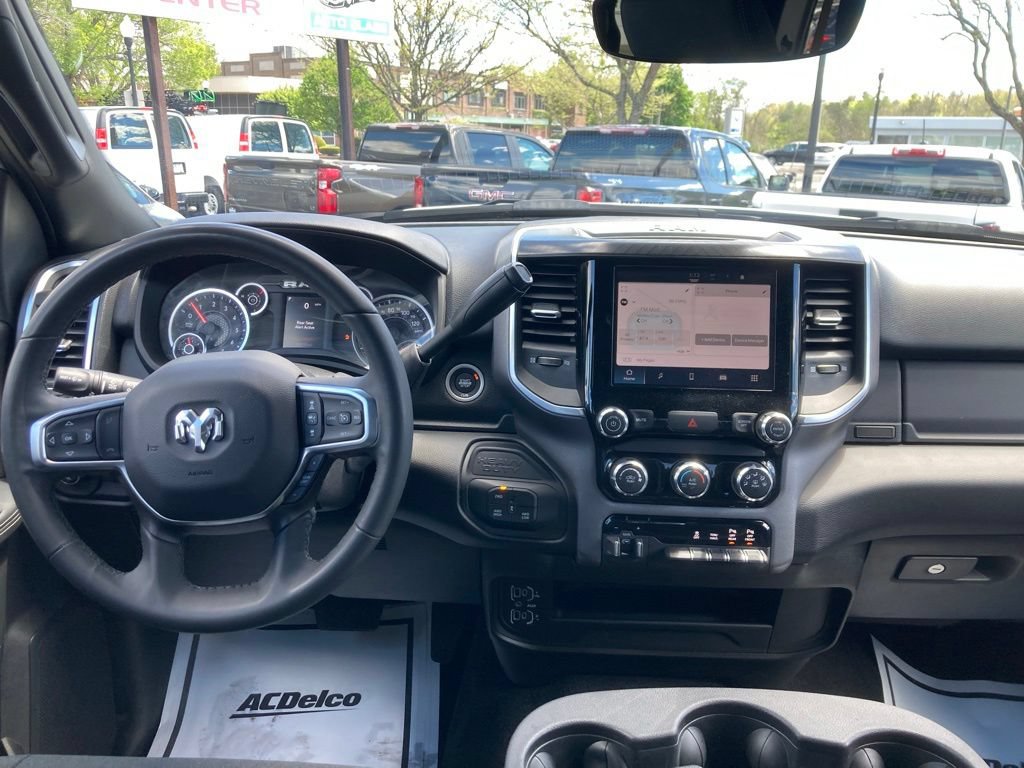 Used 2025 RAM 2500 Big Horn AWD/4WD image 5