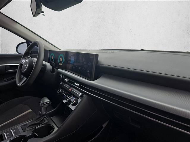 Used 2025 Hyundai Sonata SE FWD image 10