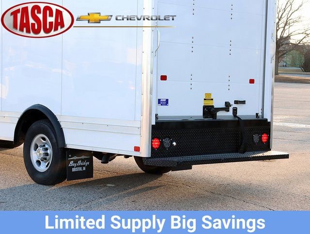 New 2024 Chevrolet Express 3500 w/ Power Convenience Package RWD image 14