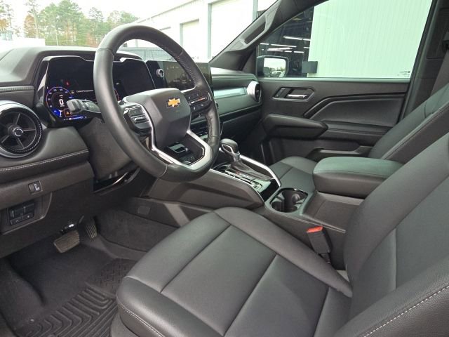 Used 2024 Chevrolet Colorado LT w/ LT Convenience Package III image 23
