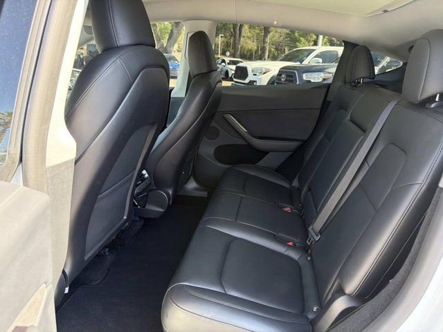 Used 2024 Tesla Model Y Long Range image 14