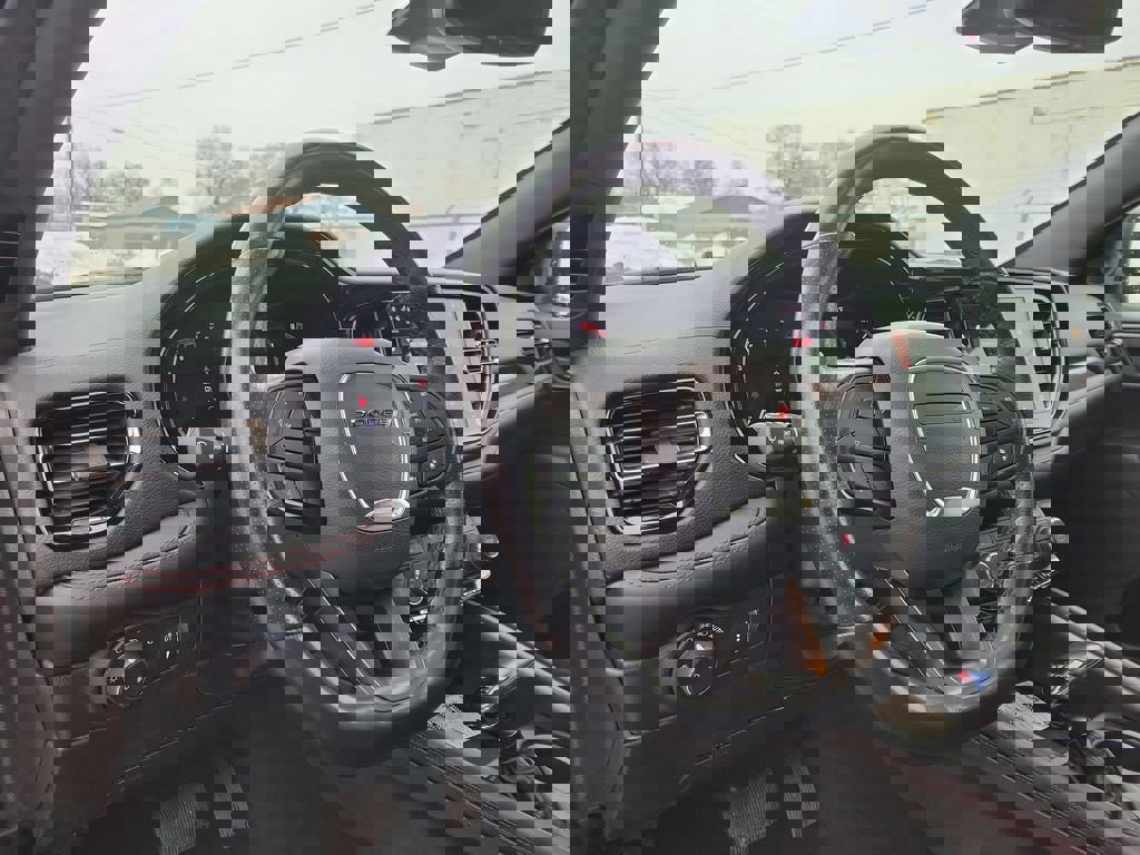 Used 2023 Dodge Durango GT image 24