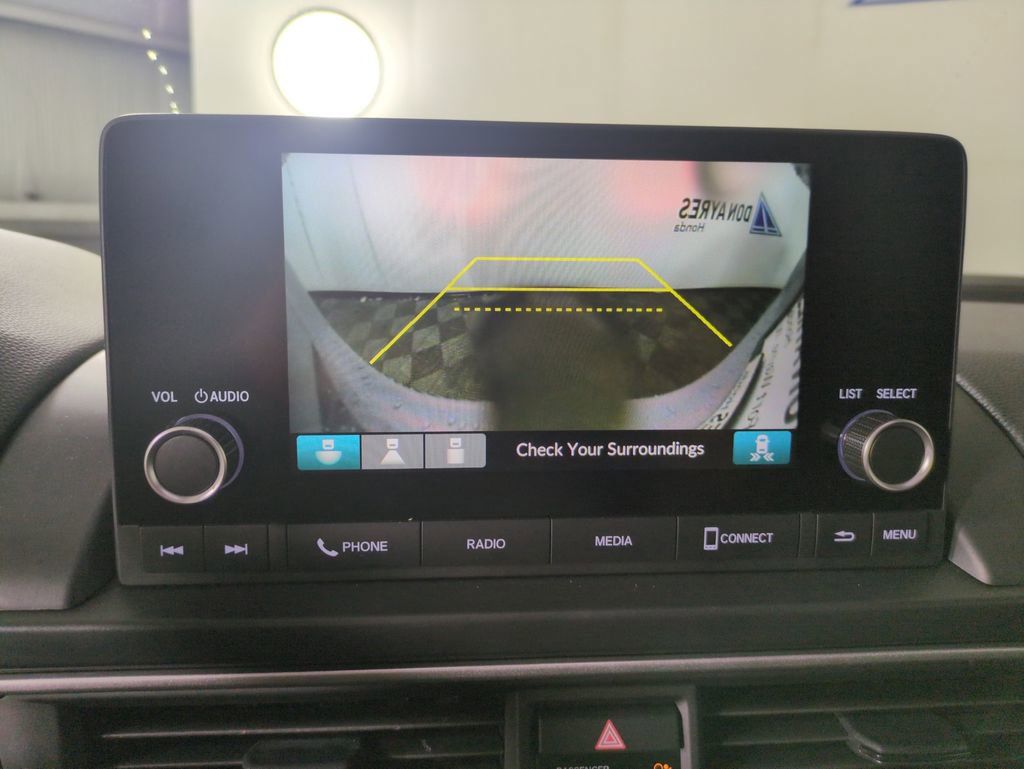 Used 2025 Honda Pilot Sport image 23