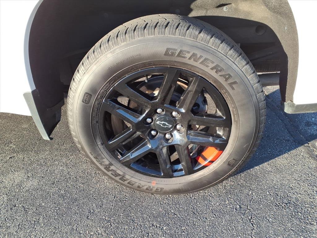 Used 2022 Chevrolet Silverado 1500 RST w/ Redline Edition image 10