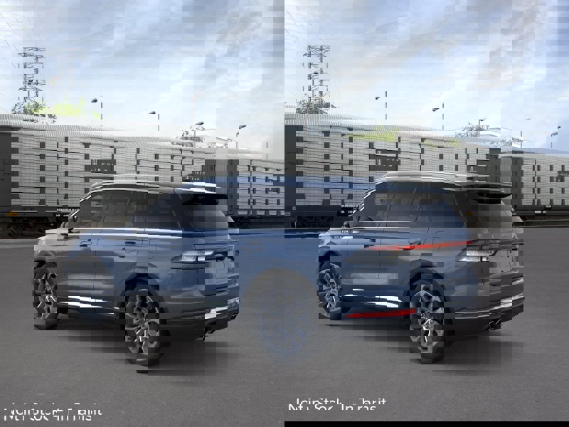 New 2026 Lincoln Aviator Reserve AWD/4WD image 4