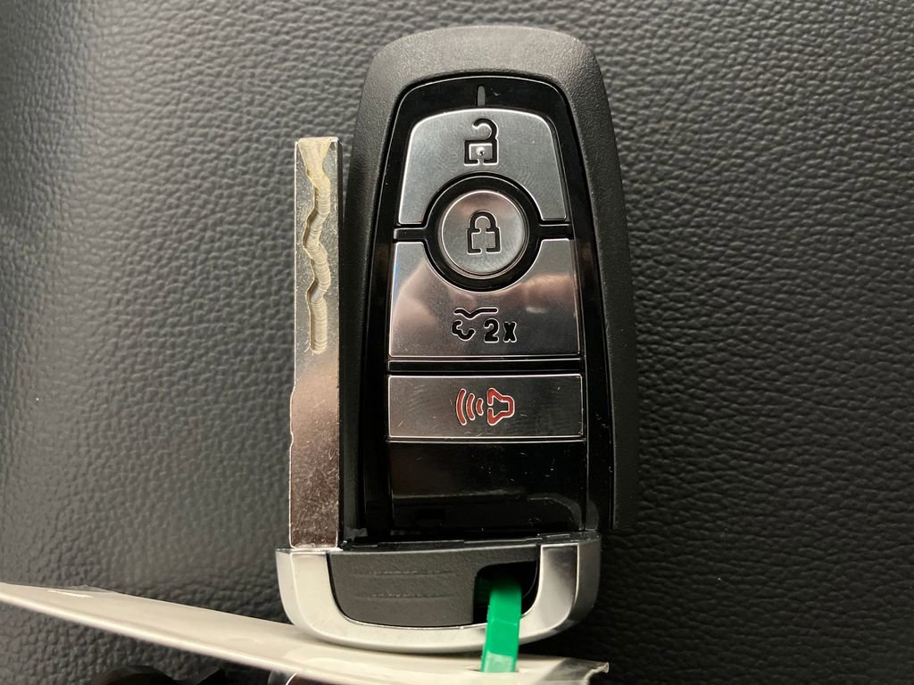 New 2025 Ford F150 Lightning Flash image 33