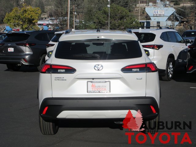 New 2026 Toyota Corolla Cross XLE image 3