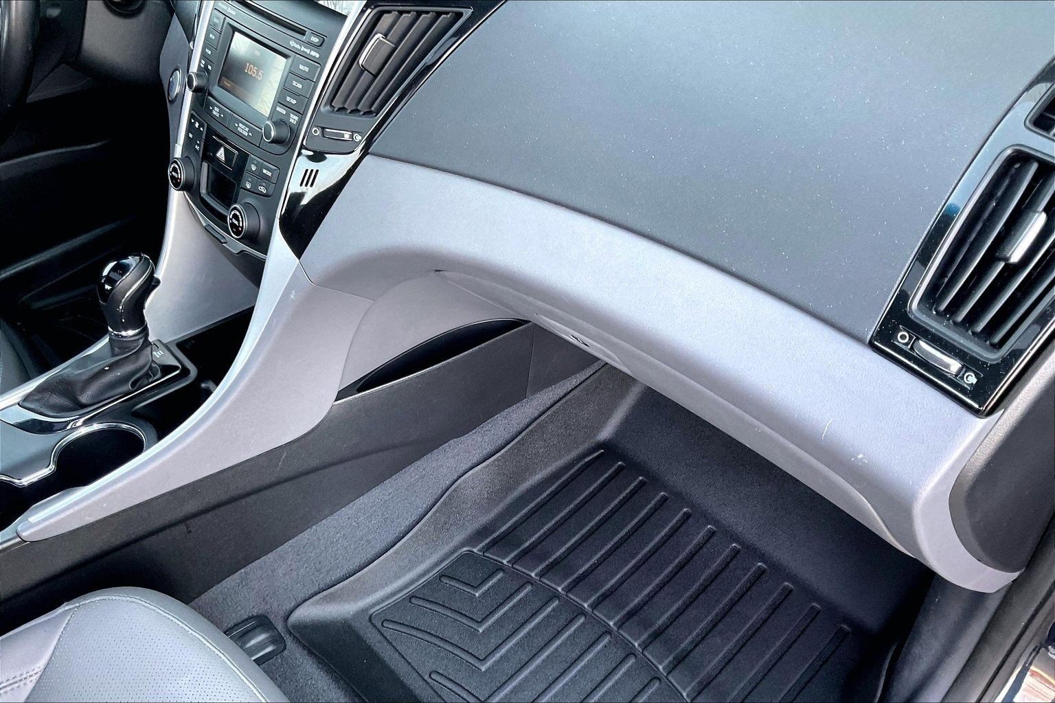 Used 2014 Hyundai Sonata Limited image 19