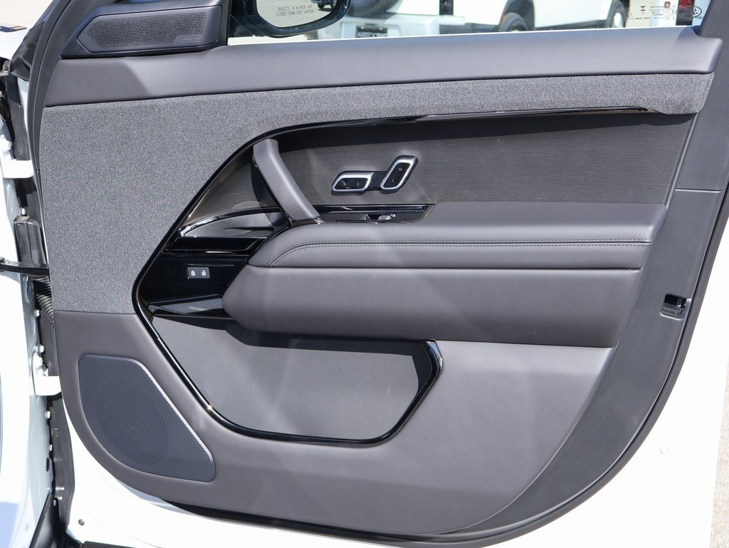 New 2025 Land Rover Range Rover Sport Dynamic SE image 29