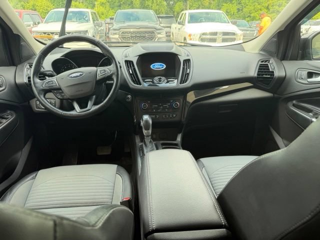 Used 2019 Ford Escape Titanium AWD/4WD image 8