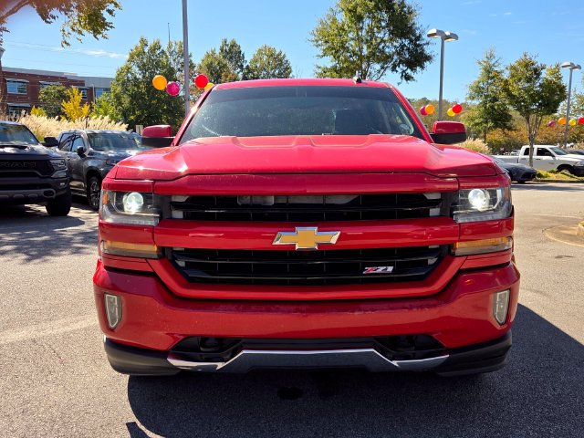 Used 2017 Chevrolet Silverado 1500 LT w/ All Star Edition AWD/4WD image 2
