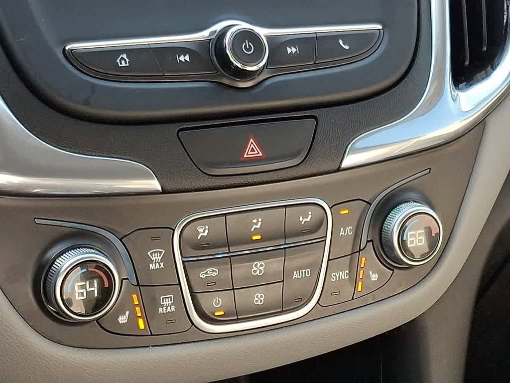 Used 2018 Chevrolet Equinox LT image 14
