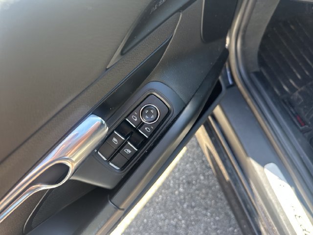 Used 2016 Porsche Cayman RWD image 11