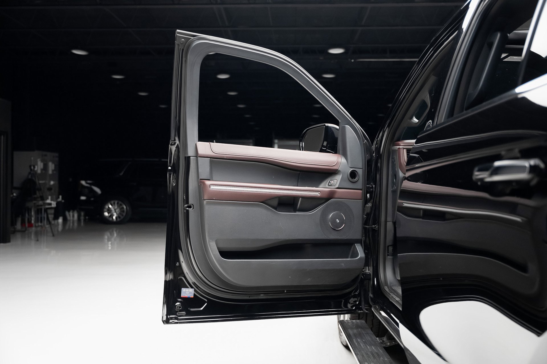 Used 2024 Ford Expedition Max Limited image 50