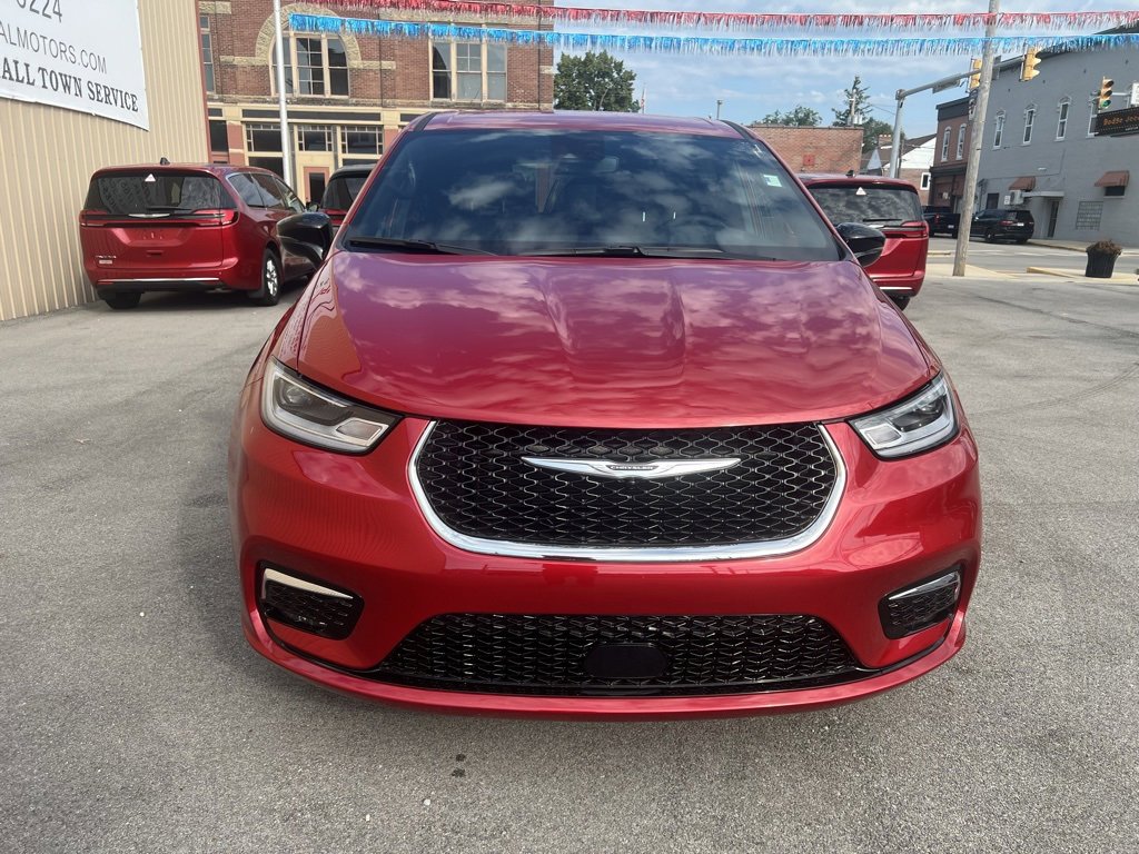 New 2025 Chrysler Pacifica Select image 4