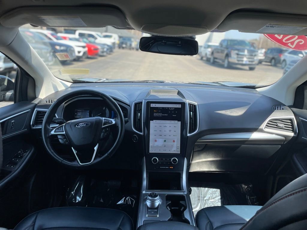 Used 2023 Ford Edge SEL w/ Sport Appearance Package image 10