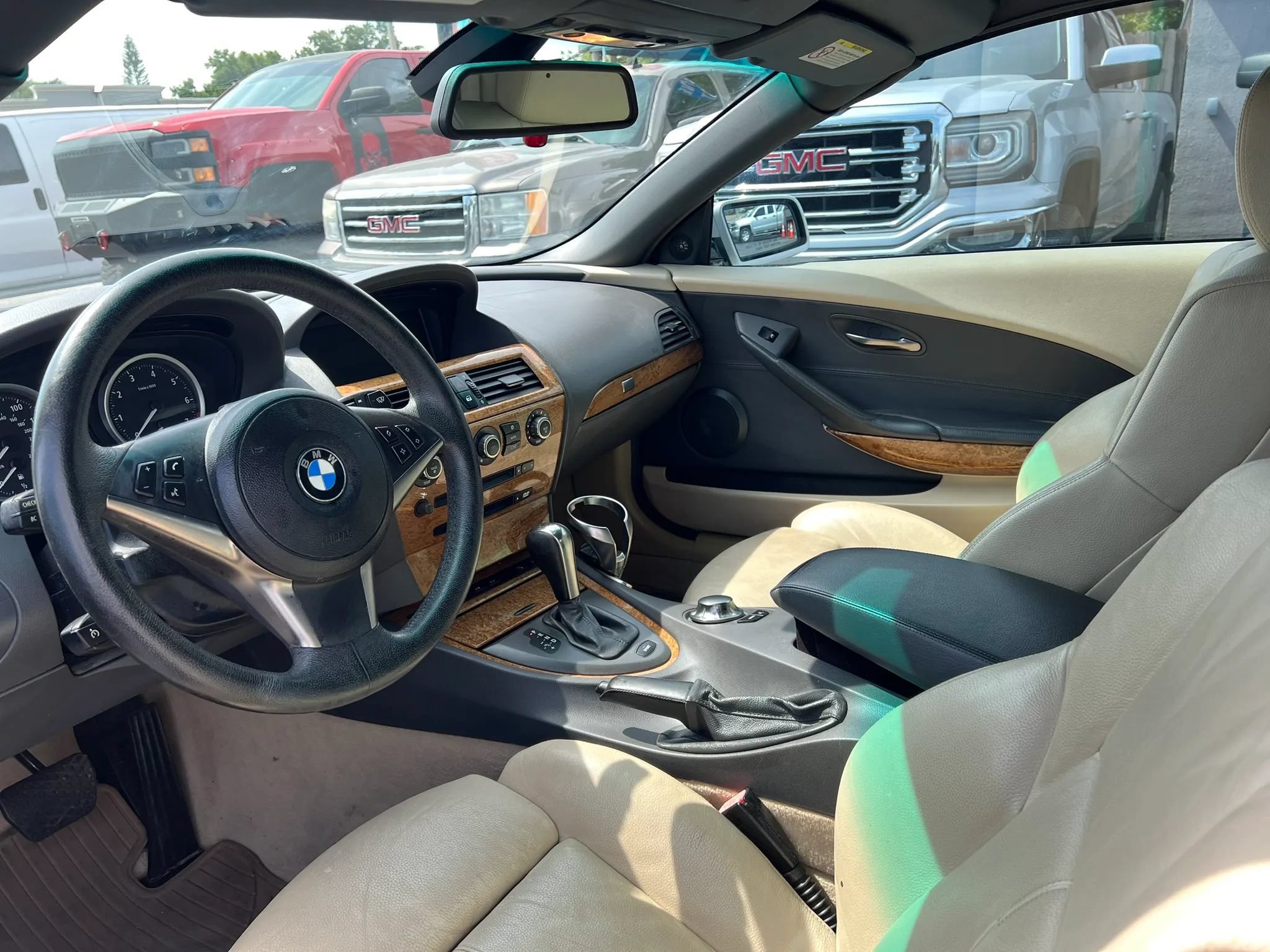 Used 2005 BMW 645Ci Convertible RWD image 12