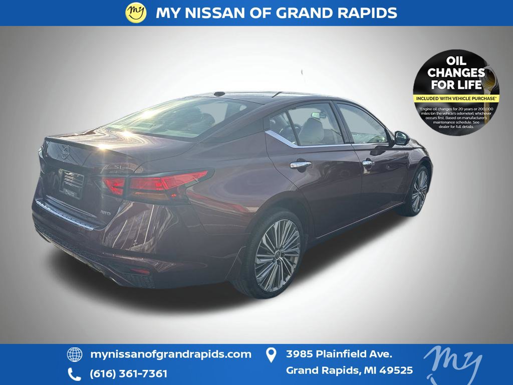 Certified 2023 Nissan Altima 2.5 SL AWD/4WD image 11