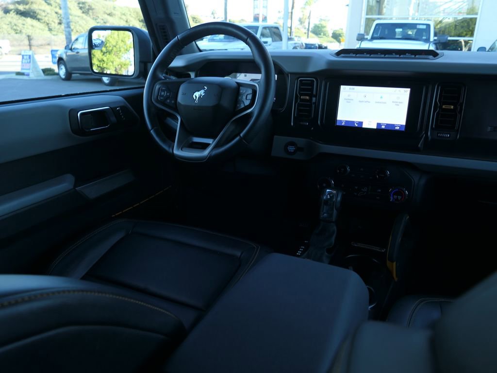 Used 2023 Ford Bronco Badlands image 29
