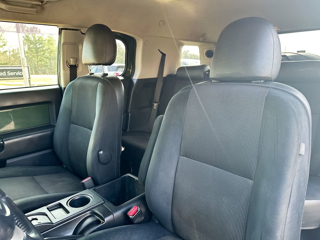 Used 2010 Toyota FJ Cruiser 4WD image 8