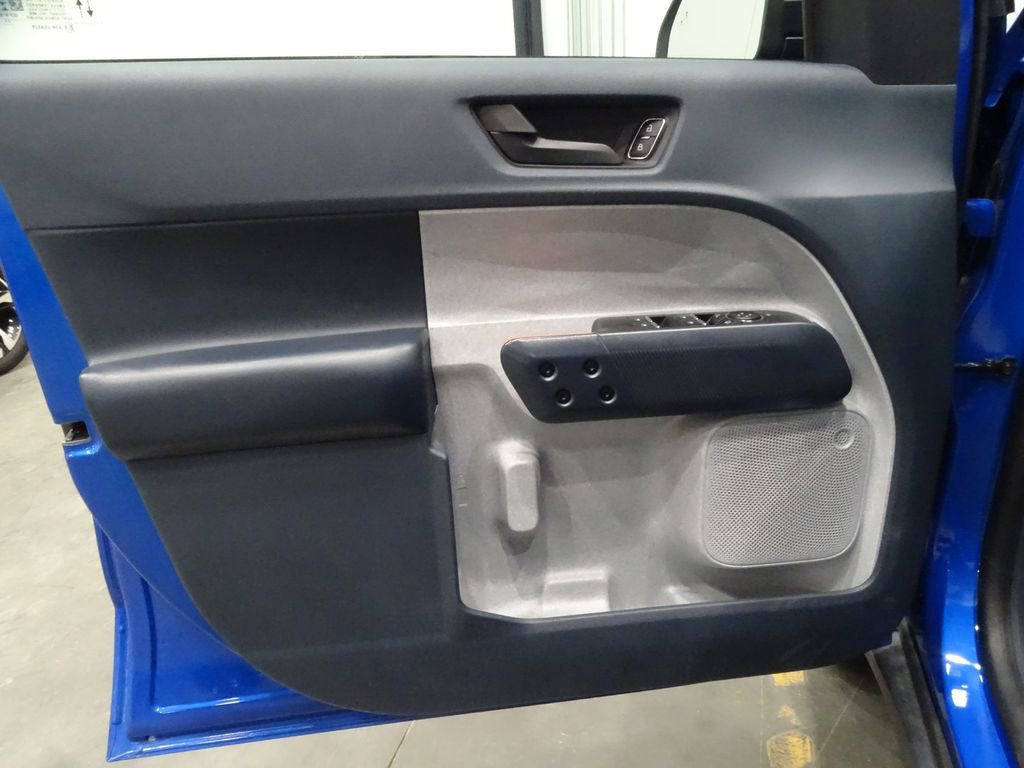 Used 2022 Ford Maverick XLT w/ Equipment Group 300A Standard image 14