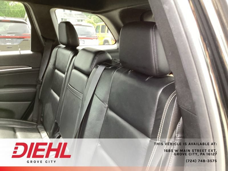 Used 2017 Jeep Grand Cherokee Limited AWD/4WD image 14