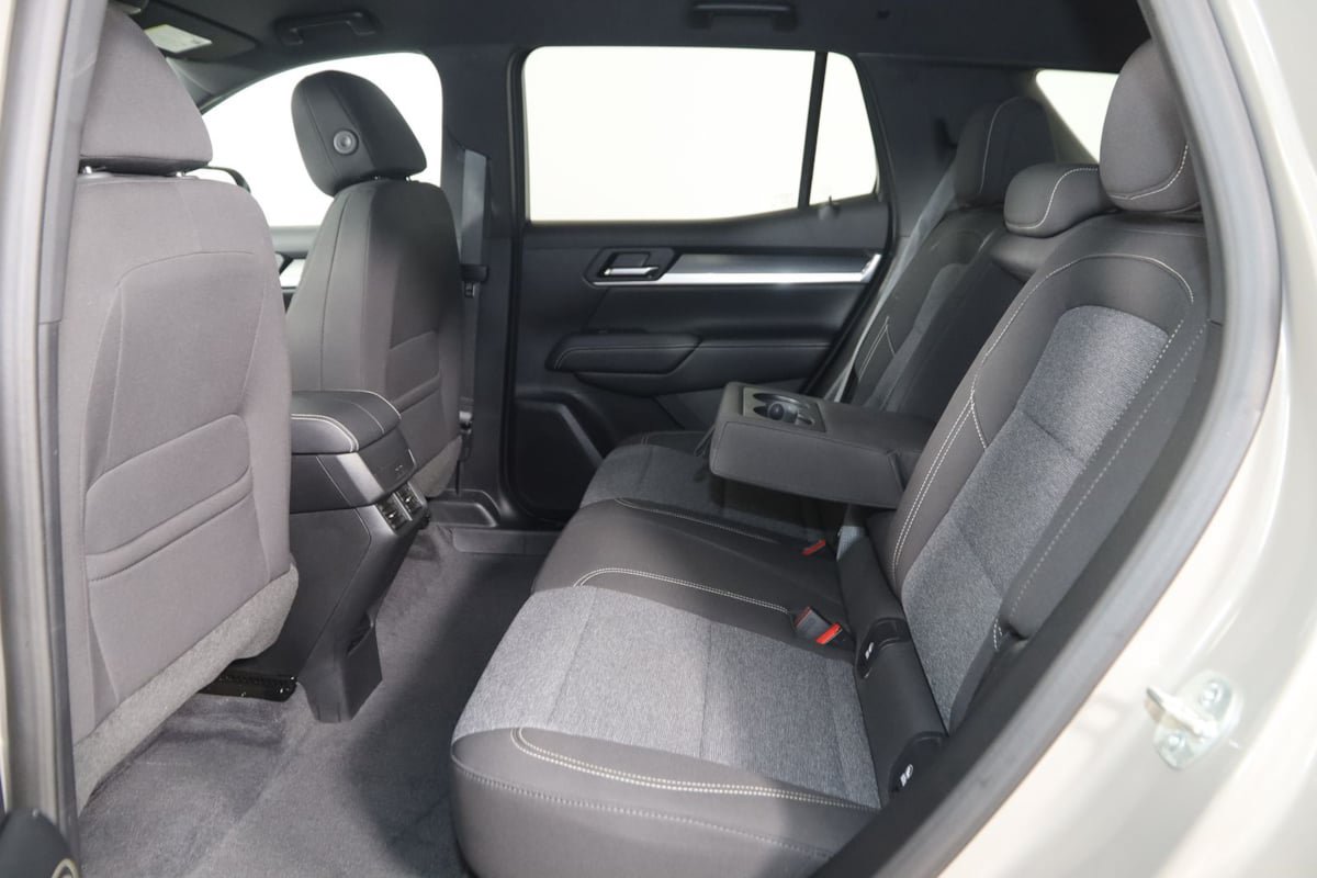 Used 2025 GMC Terrain Elevation w/ Technology Package II AWD/4WD image 44