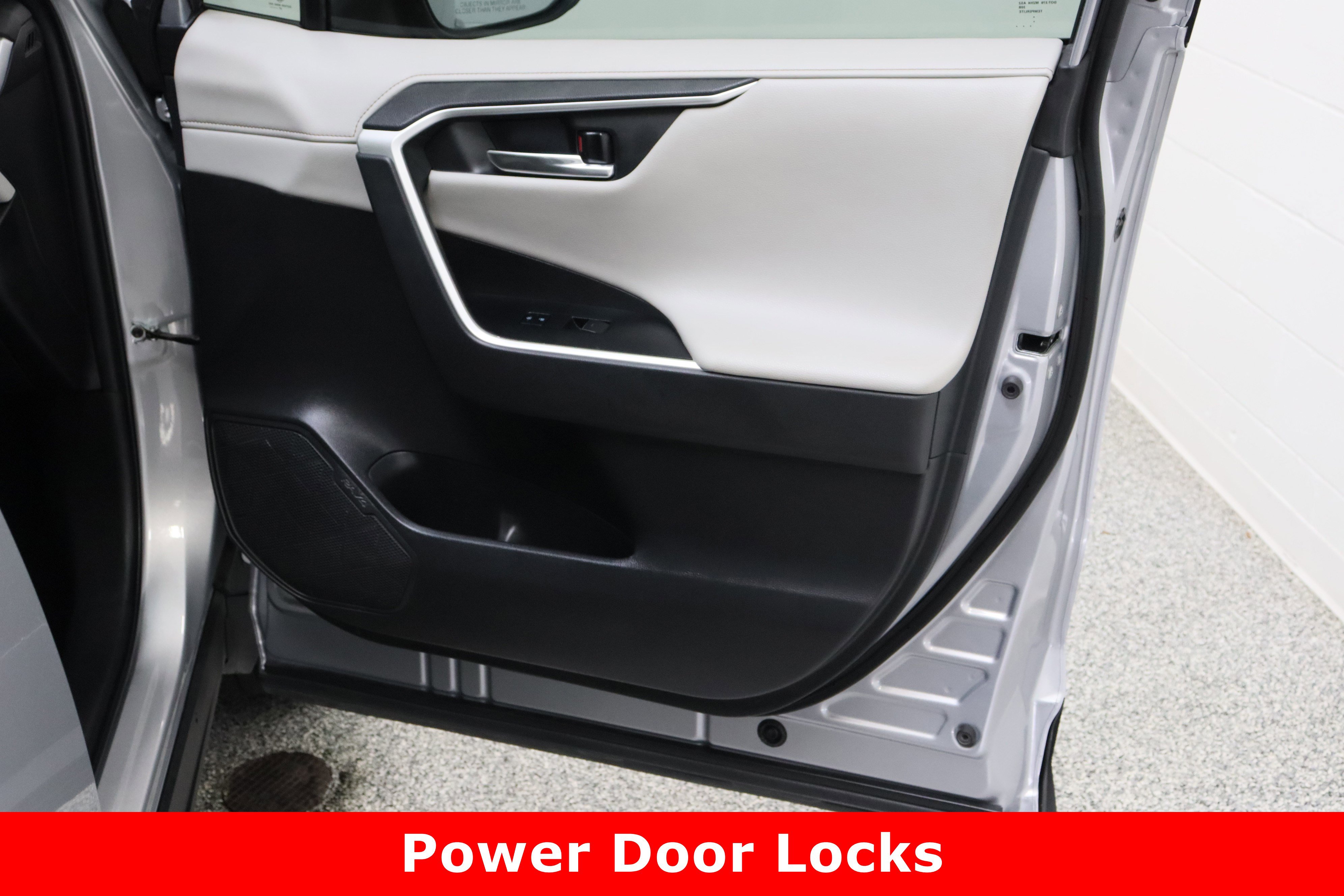 Certified 2022 Toyota RAV4 Limited FWD image 37