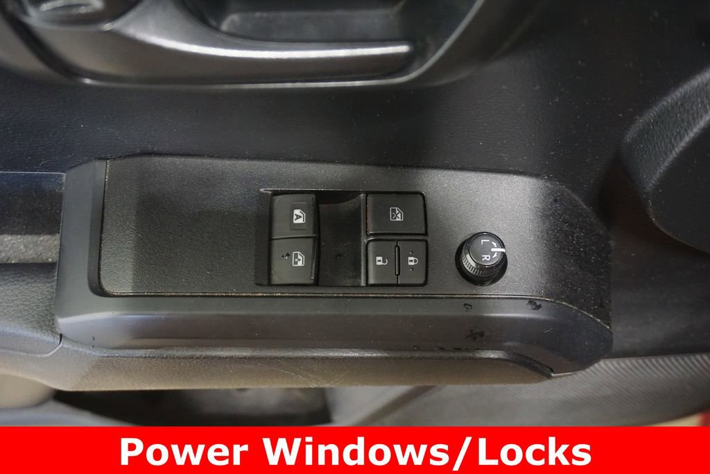 Used 2019 Toyota Tacoma SR AWD/4WD image 5