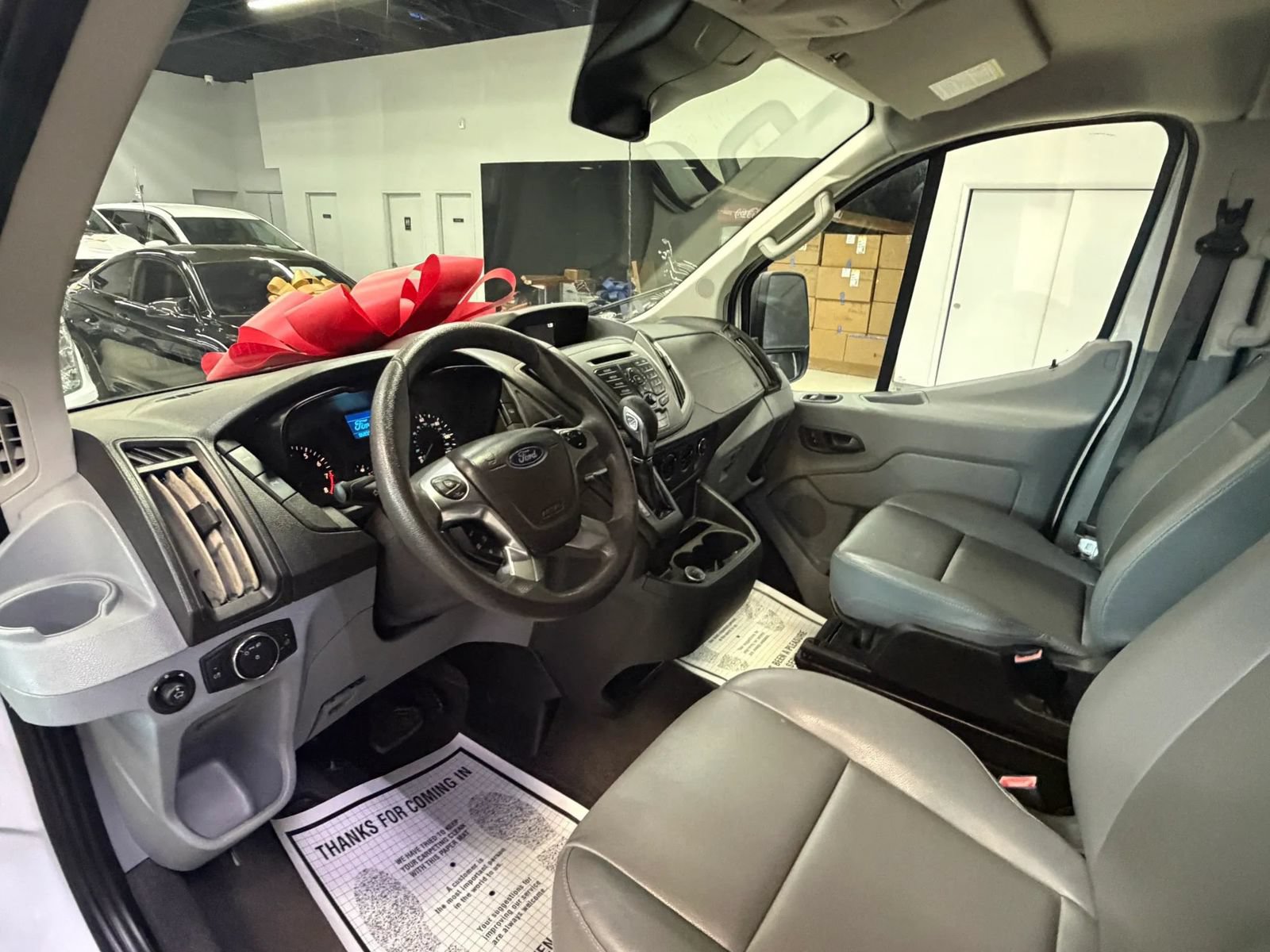 Used 2018 Ford Transit 150 XL RWD image 32