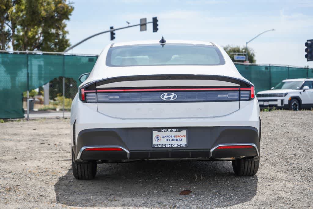 New 2026 Hyundai Sonata SE FWD image 5