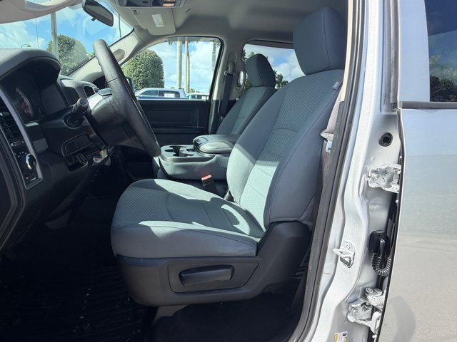 Used 2018 RAM 1500 Express w/ Express Value Package RWD image 15