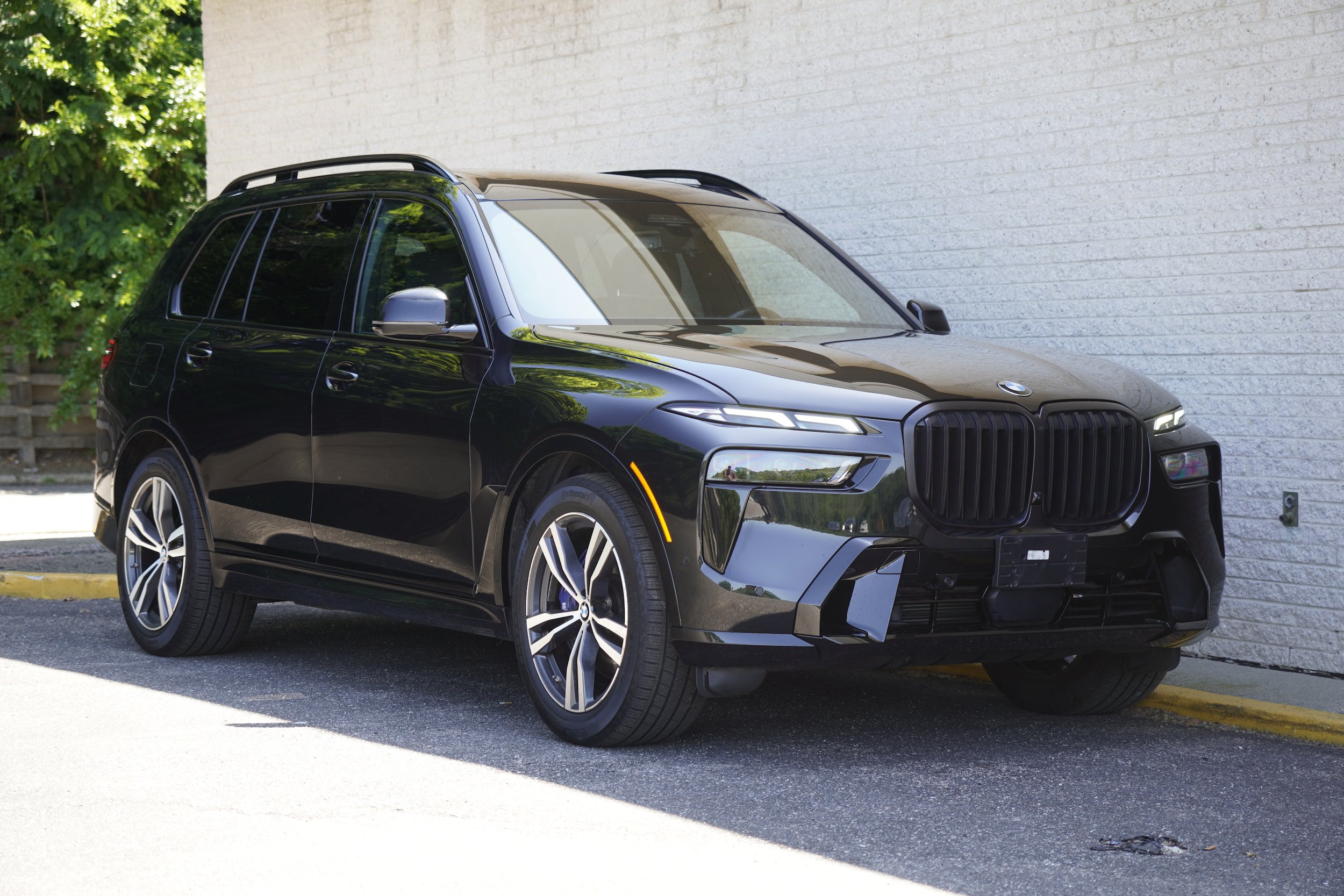 Used 2024 BMW X7 xDrive40i w/ M Sport Package AWD/4WD image 9